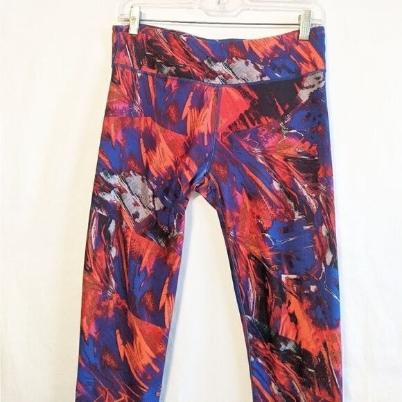 Fabletics Red Leggings in Fun Pattern! Size Small‎ - Picture 3 of 6